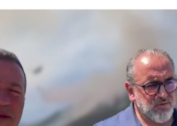 PS e ndarë për Dritan Lelin, Niko Peleshit i tërheqin ‘veshin’, në daljen e dytë nga Vlora shmang kryebashkiakun