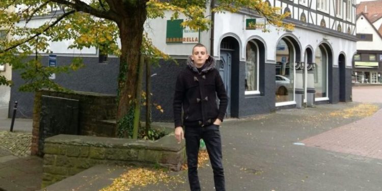 VIDEO/ U ekzekutua brenda makinës, kush e nxorri në pritë 25-vjeçarin?