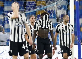 Tension te dhomat e zhveshjes së Juventusit: “Ku ishe t’i në atë moment?!” Allegri vonon te intervistat me 30 minuta