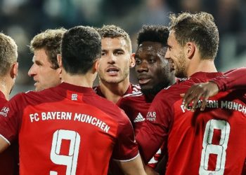 Bayerni nuk njeh rivalë, mposht Greuther Further me një lojtar më pak