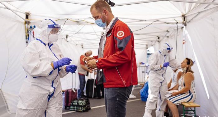 Gjermani: Të pavaksinuarit mbeten pa rrogë gjatë karantinës