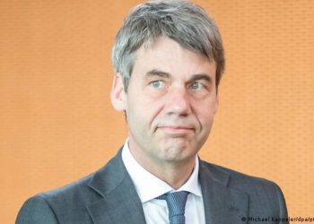 Vdekja misterioze e bashkëpunëtorit të ngushtë të Merkel, një javë pasi nisi punë në Pekin