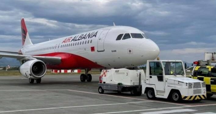 Air Albania bëhet me 3 avionë, mbërrin Naimi