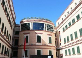 Sulmohet serveri i SHÇBA në Ministrinë e Brendshme