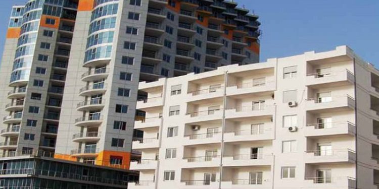 Çmimet e shtëpive në Tiranë, njësoj si në Milano/ Në 6 vjet pagat u rritën me 5%, ndërsa apartamentet me 43%