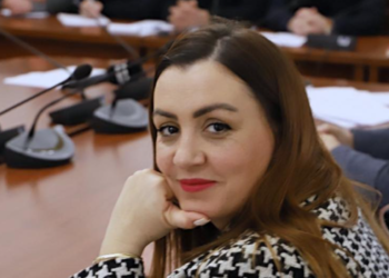Dy vjet deputete e Gjirokastrës, Artemis Malo: U pasurova në shpirt e në dije. Mirela grua e palodhur dhe vullkan idesh. Jam xheloze për qytetarët e Beratit që do bashkëpunojnë me Bledin
