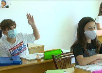 Shqiperia po zbrazet/ 10 mijë fëmijë më pak këtë vit në klasën e parë
