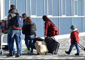 Shqipëria po zbrazet, rriten frikshëm kërkesat për azil. Ja shifrat tronditëse