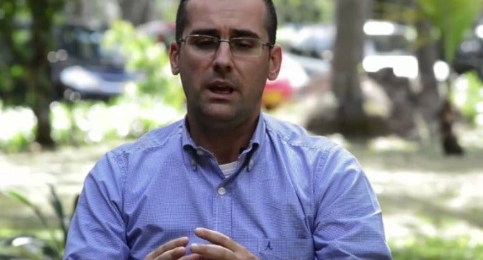 Rreziku i qeverisjes delirante