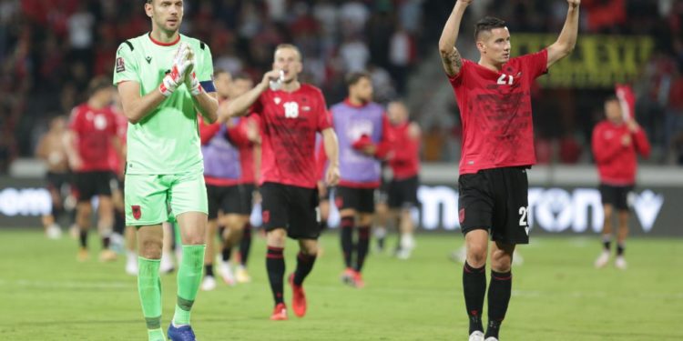 Botërori/ Shqipëria i ka të gjitha shanset për vendin e dytë në grup