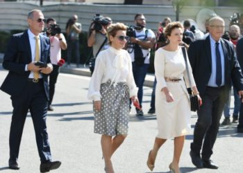 LSI në mes të katër rrugëve