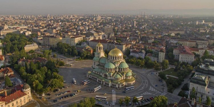 Korrupsion masiv dhe pastrim parash/ Pse Brukseli shqetësohet nga futja e Bullgarisë në Eurozonë