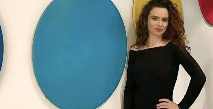 Hetimet për vajzën nga Delvina/ Mbetet mister personi që hyri në banesën e saj dhe ai që e udhëzonte të mos fliste me askënd. 36 faqe me bisedat përmes mesazheve