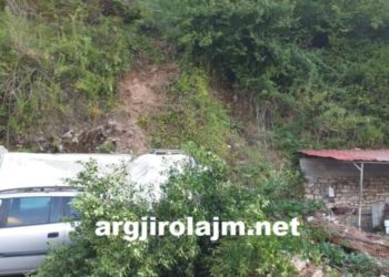 Hodhi inertet te Uji i Ftohtë në Tepelenë, nën hetim 54-vjeçari nga Gjirokastra