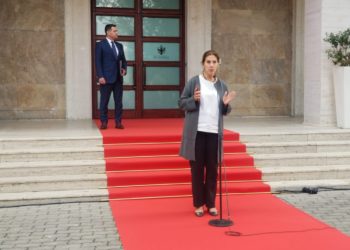 Menaxhimi i mbetjeve, Kumbaro njofton një vendim të rëndësishëm për bashkitë e vendit (VIDEO)