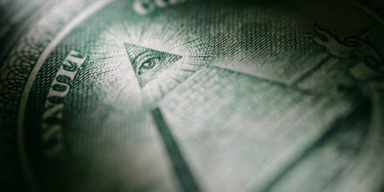 Teoritë konspirative kundër Covid-19: “Pandemia paralele” që mori shumë jetë njerëzish