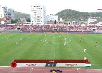 Shqipëri-Hungari, mbyllen në barazim 45- minutat e para