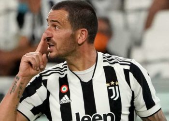 Bonucci zbulon prapaskenat e karrierës: Më 2016 isha pranë këtij klubi, Ronaldo na “vuri në gjumë”