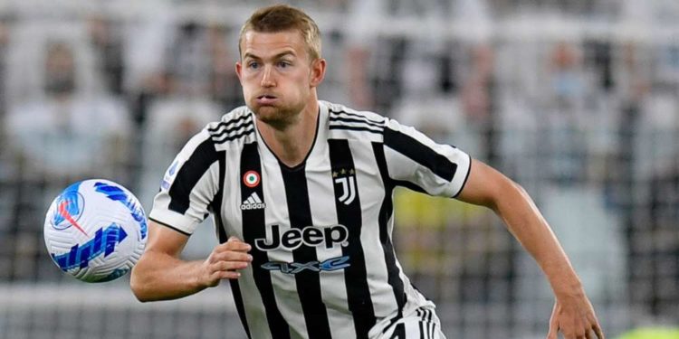 Raiola tremb Juven: De Ligt mund të largohet në fund të sezonit, kështu është futbolli