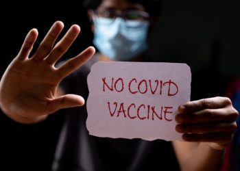 YouTube merr masa strikte, bllokon të gjitha videot me përmbajtje anti-vaksinë