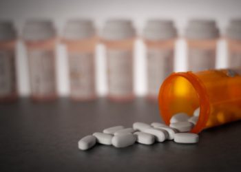 Kompania farmaceutike amerikane prezanton antibiotikun kundër Covid-19/ “Do shënojë fundin e pandemisë”