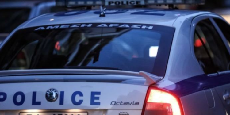 Sherri mes fqinjëve të moshuar në Greqi “zgjidhet” me një bllok betoni