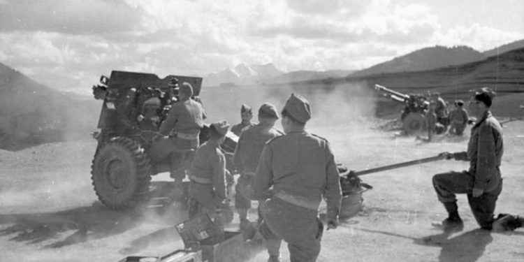 “Një avion grek u rrëzua nga forcat shqiptare në fushën e Finiqit”: Si i përcolli shtypi i Tiranës, “Provokacionet e gushtit ‘49”?