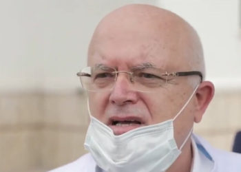 Dorëhiqet drejtori i spitalit “Shefqet Ndroqi”, ja kush komandohet