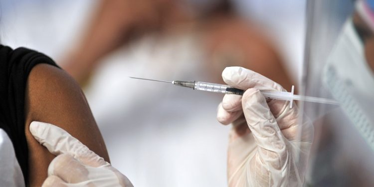 Botërori 2022, Katari gati të aplikojë vaksinimin e detyruar për lojtarët