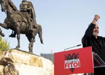 Pas tetë vitesh në pushtet mund të provohet një brez tjetër