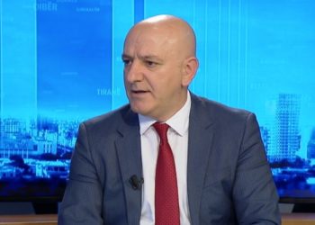 Roland Bejko mbështet Bashën: Përjashtimi i Berishës, vendim i duhur