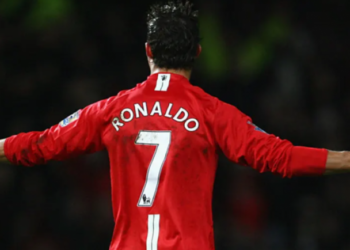 Përsëritet historia e Lionel Messit/ Shiten në kohë rekord fanellat e Cristiano Ronaldos, bluzat e reja dalin online vitin e ardhshëm