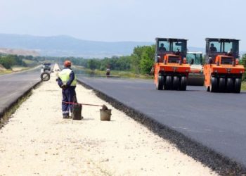 Investimet publike 1 mld euro të 2021, realizohen vetëm 35 % deri në gusht