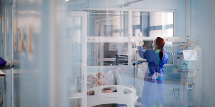 Vala e re e Covid në Greqi, profesori bën parashikimin