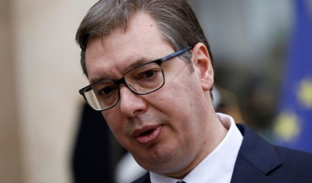 Vuçiç shfaq probleme me shëndetin, shtyn të gjitha takimet