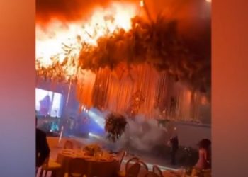 Çiftit i shkatërrohet dasma, lokali merr flakë nga fishekzjarret gjatë vallëzimit të tyre