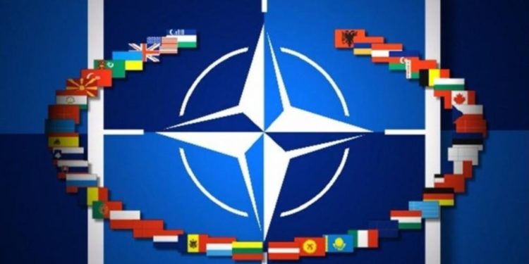 Dyshohet se punonin si agjentë, NATO dëbon 8 diplomatë rusë