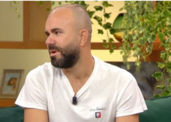 Jeta e ish-futbollistit që sot punon berber