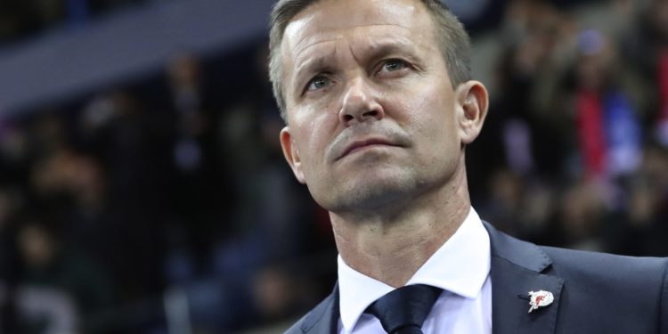 Trajneri i Leipzig provokon para ndeshjes me PSG