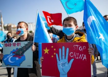 43 vende kritikojnë Kinën në OKB: Po torturon ujgurët, i fut në kampe riedukimi
