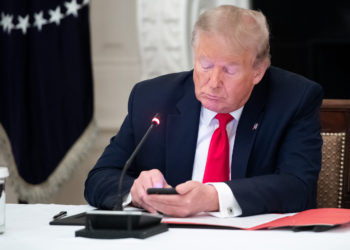 Trump i kërkon një Gjykate federale në SHBA që t’i rikthehet llogaria në Twitter