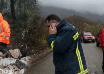 Stuhia godet Greqinë, një person humb jetën, dëme kolosale në banesa, ferma e rrugë