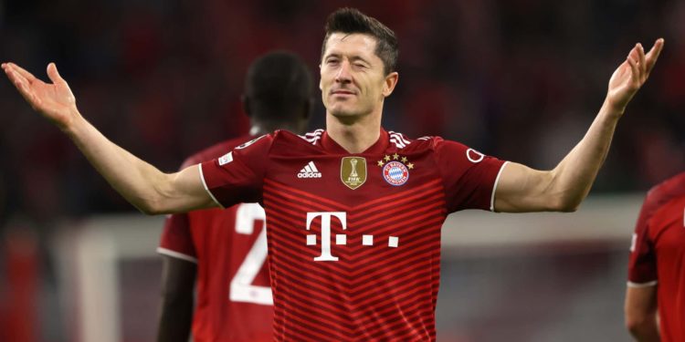 “Topi i Artë”, Lewandowski: Rezultatet e mia flasin vetë, Guardiola më perfeksionoi