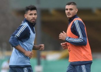 PSG-ja i kërkon Barcelonës shkëmbimin Aguero – Icardi