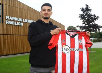 Tifozët e Southampton kërkesë klubit: Blejeni Brojën