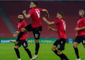 E fundit/ Formacionet zyrtare: Reja reja befason me titullarët