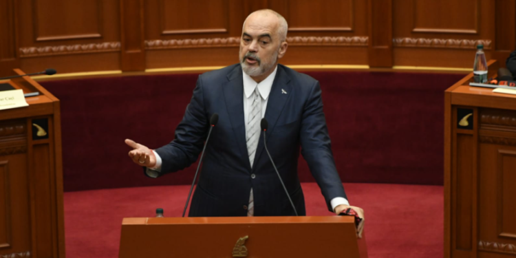 “Lulzim, s’do të jeni dot më një…” Ç’farë di Rama për ndarjen e PD-së?