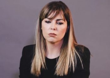 Humbi nënën nga Covid-19, gazetarja Jonida Shehu: Nëse nëna ime do e merrte vaksinën në kohë sot gjërat do ishin ndryshe