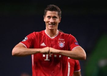 “Lewandowski e meriton Topin e Artë”