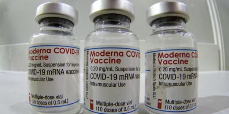 Washington Post/ Administrata e Biden duhet të ndajë me botën formulën e vaksinës Moderna